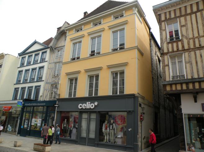  Celio